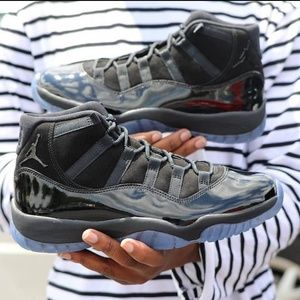 Air Jordan 11 Cap & Gown